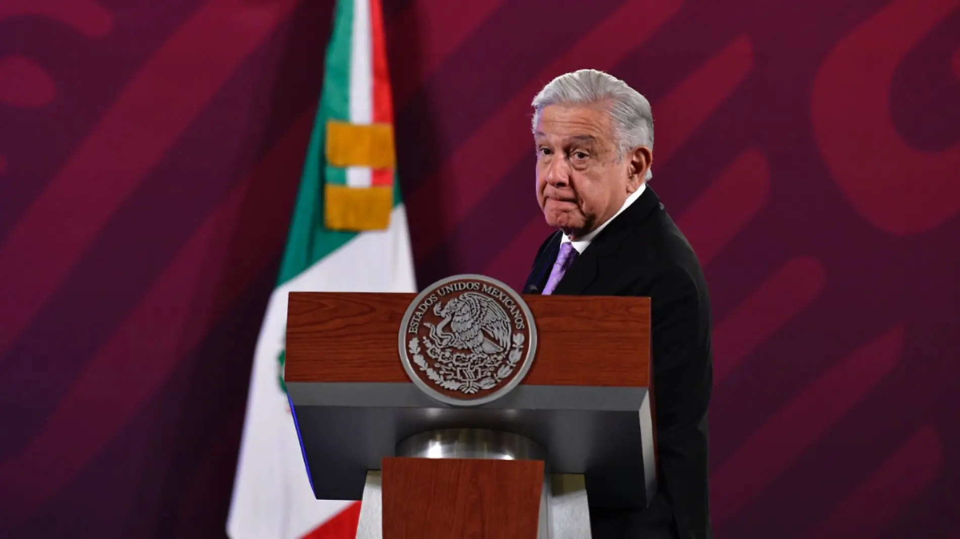 AMLO veto al INAI